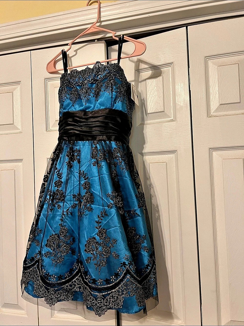 Blondie Nites Style 55507 Blue & Black Floral Prom Dress Size 13 NWT